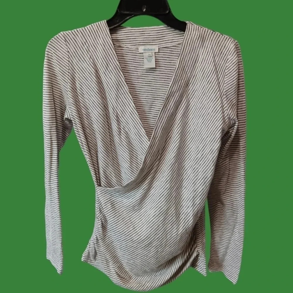 Sundance faux wrap long sleeve slim fit size xs blk/wht